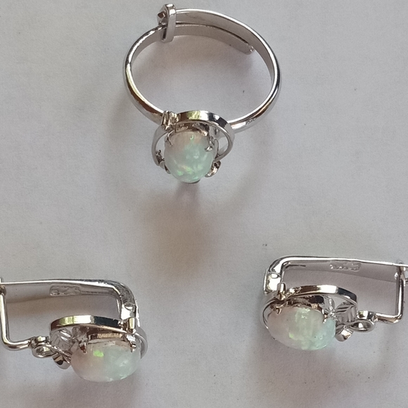 Opal Sterling Silver Adjustable Ring And Earrings Set - Picture 12 of 12
